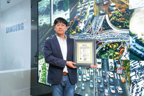 Produk Professional Display Samsung Berikan Garansi 3 Tahun dan 130 Service Center