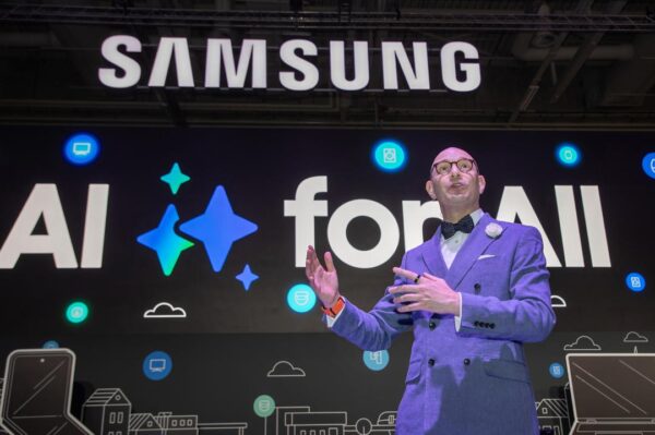 Proyektor Premiere 9 dan Premiere 7 Dilengkapi Teknologi AI dan Upscaling