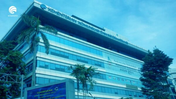 Kemkomdigi Terus Bahas Aturan Kenaikan TKDN Hingga 40 Persen